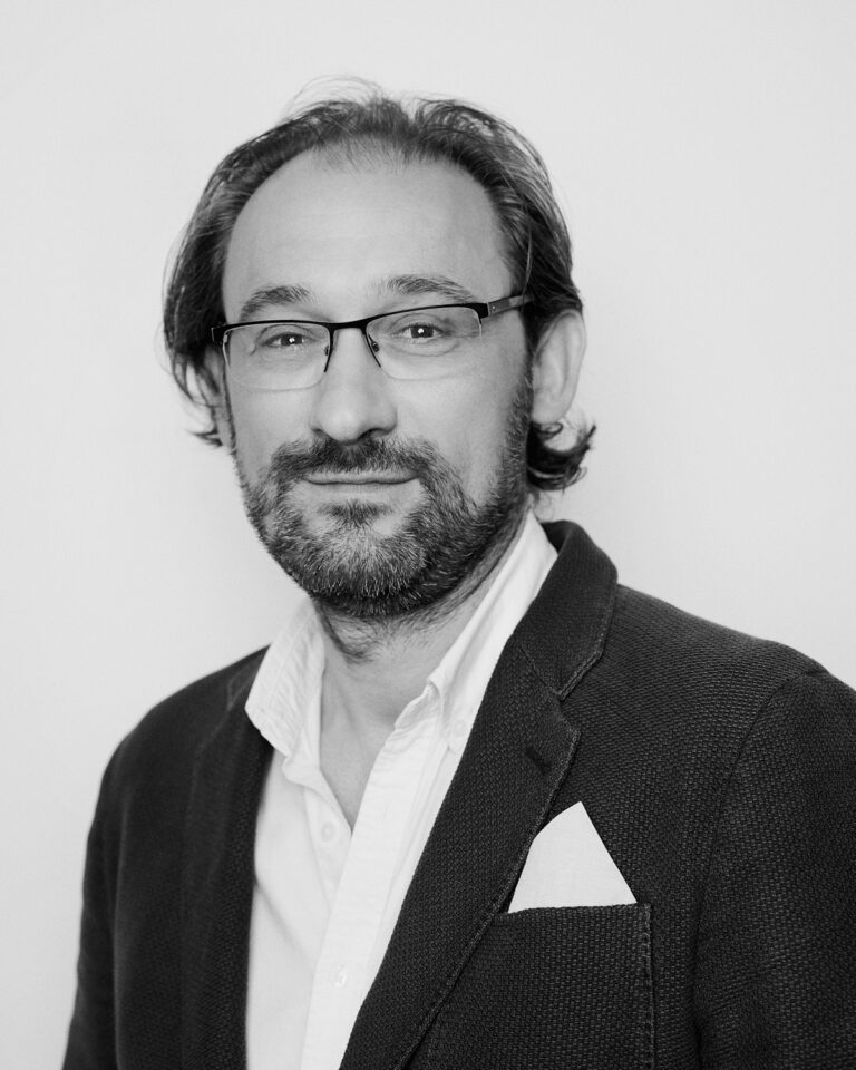 Daniel Tapial: «La importancia de las habilidades comerciales en la gestión de la prevención de riesgos laborales»